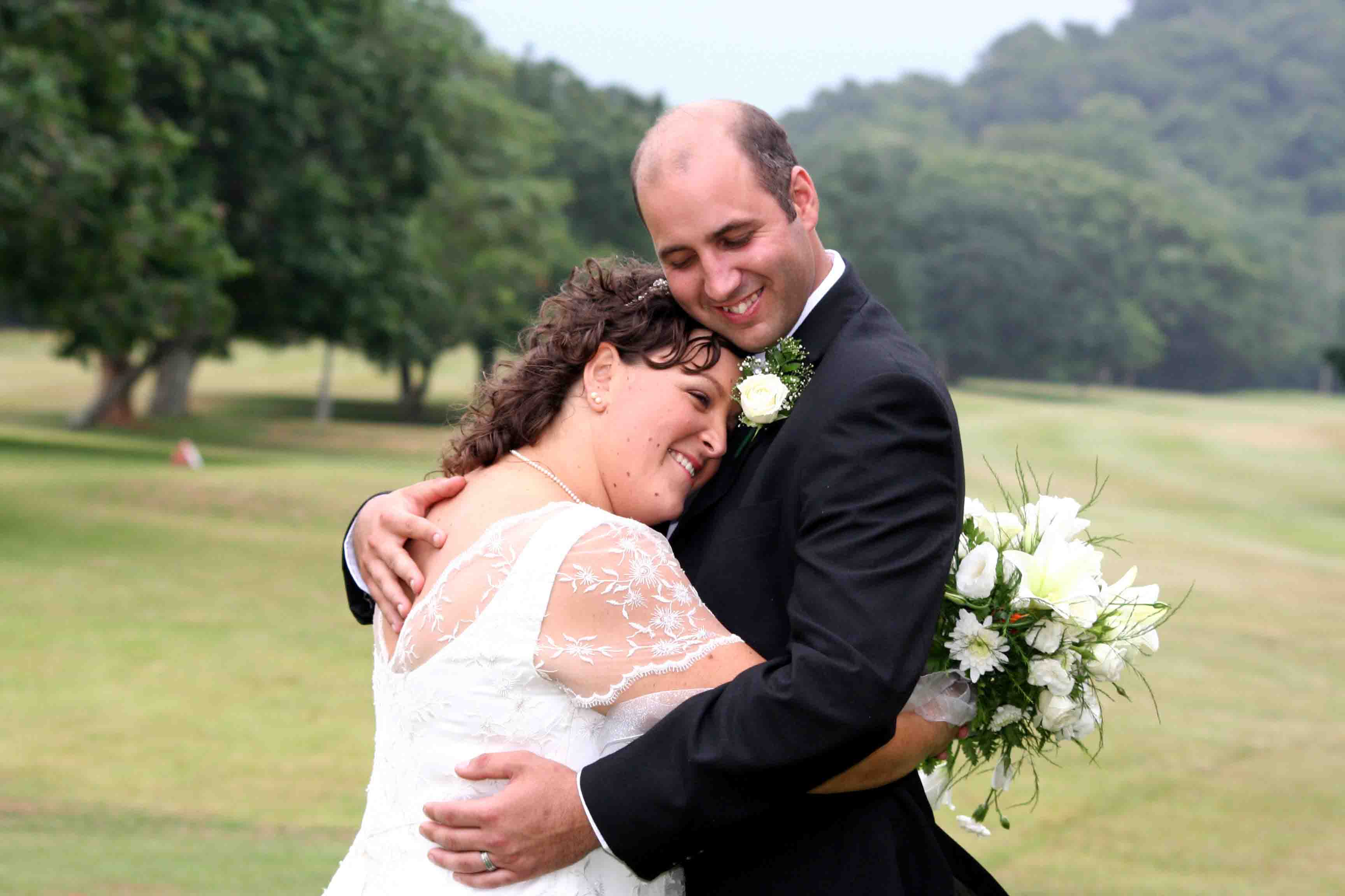 Carl and Tarryn embracing