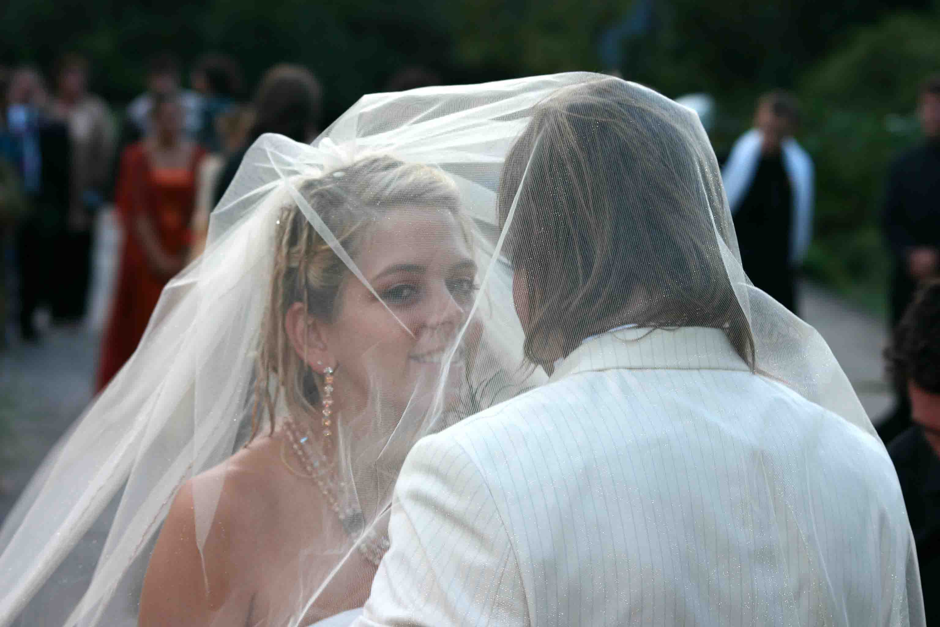 Graeme and Bianca under the veil