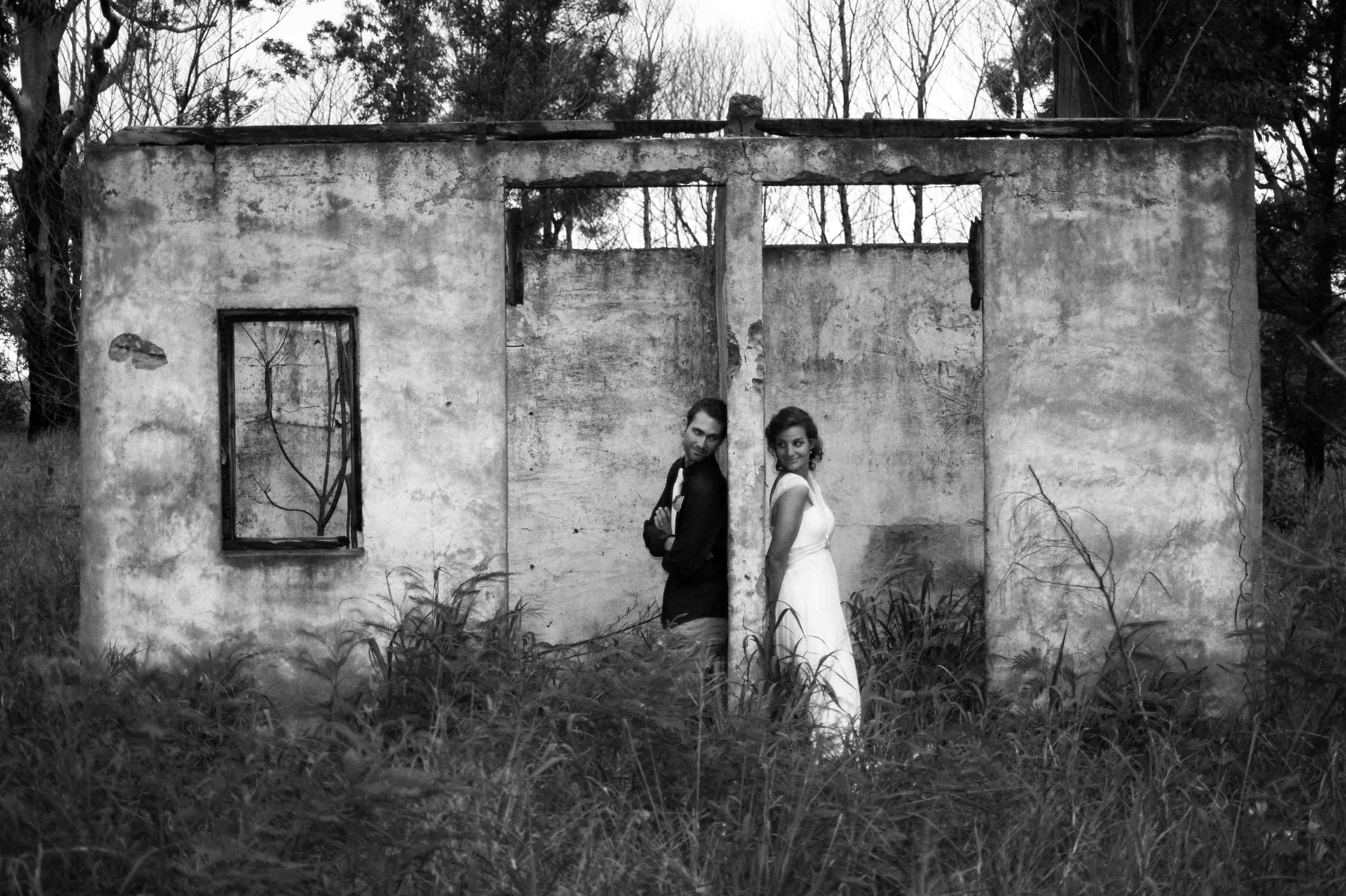 Justin and Tammy - Black and white