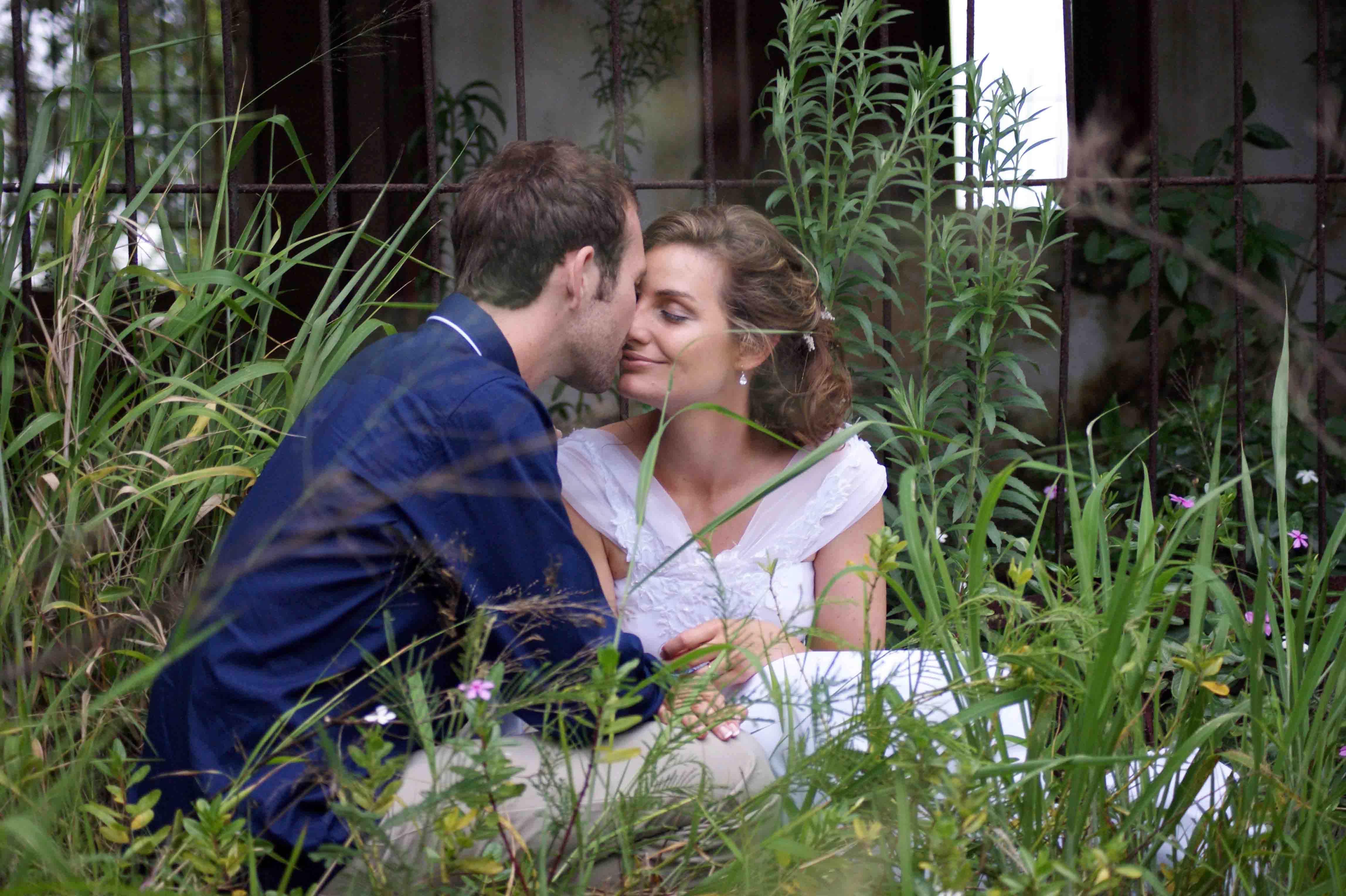 Justin and Tammy in the long grass